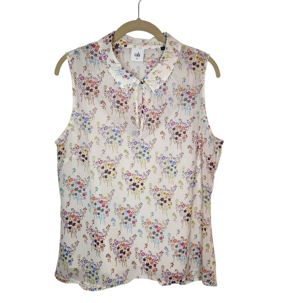 CAbi 5535 Floral Sleeveless Blouse Size M Flowy Lightweight Cottage Summer Work
